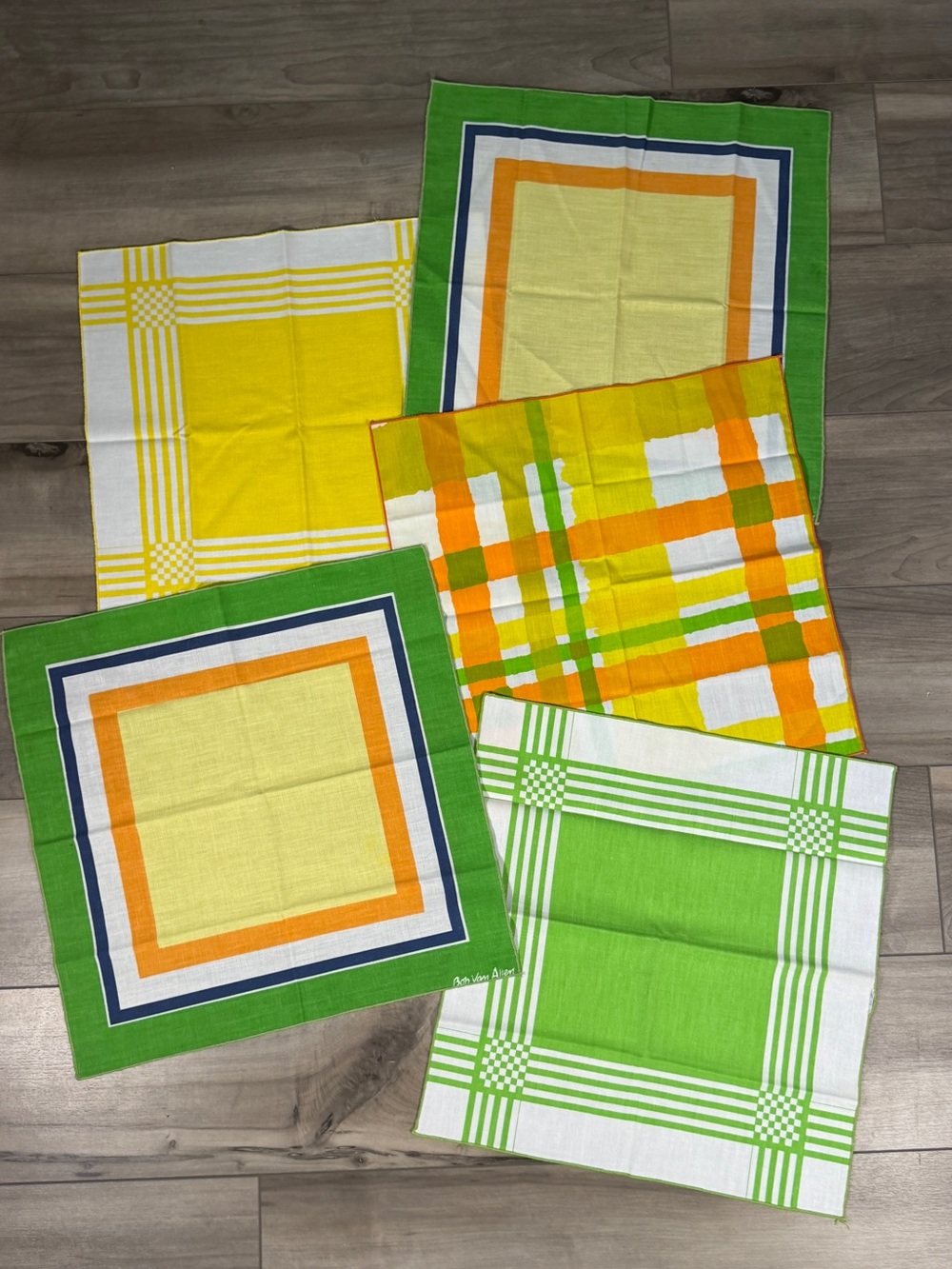 Vintage Colorful Cloth Napkins Handkerchiefs Set of 6 Retro Mod MCM
